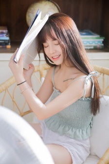 明星专题：何赛飞